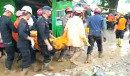 Gempa Cianjur: Tim SAR Temukan Jenazah Ibu dan Anak - JPNN.com