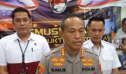 RA Simpan Barang Terlarang dalam Tas, Tetap Saja Ketahuan Polisi - JPNN.com