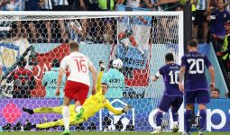 Szczesny Mengaku Kalah Taruhan dengan Messi Soal Penalti, Begini Kisahnya - JPNN.com