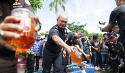 Bea Cukai Musnahkan Barang Kena Cukai Ilegal di Sulawesi, Sebegini Nominalnya - JPNN.com