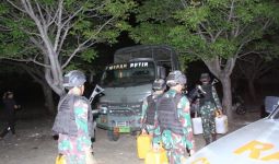 TNI AD Menggagalkan Penyelundupan Minyak Tanah ke Timor Leste - JPNN.com