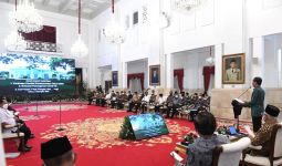 Jokowi Perintahkan Tito Karnavian agar Menegur Kepala Daerah yang Belum Lakukan Hal Ini - JPNN.com