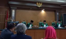 Gugatan Cerai Roro Fitria Dikabulkan, Hak Asuh Anak Jatuh ke Tangan Siapa? - JPNN.com