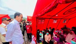 Korban Gempa Cianjur Tak Usah Khawatir, Jokowi Sebut TNI-Polri Ikut Membantu Membangun Rumah - JPNN.com
