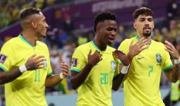 Kroasia vs Brasil: Vinicius Serahkan Modric kepada Casemiro - JPNN.com