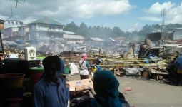 Beginilah Kondisi Kebakaran Ratusan Kios dan Rumah di Ambon, Dua Orang Tewas - JPNN.com