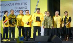 Suarakan Penundaan Pemilu 2024, Bamsoet Diminta Teladani Airlangga - JPNN.com