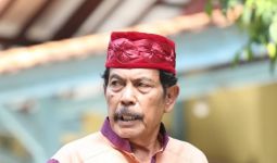 3 Berita Artis Terheboh: Otis Pamutih Meninggal, Bayaran Aldi Taher Kemahalan - JPNN.com
