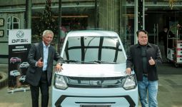 DFSK Mini EV Siap Mengaspal Tahun Depan, Ada 2 Varian, Sebegini Harganya - JPNN.com