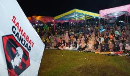 Saga dan Masyarakat Riau Doakan Kemenangan Ganjar Pranowo di Pilpres 2024 - JPNN.com