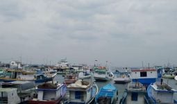 BMKG Mengimbau Nelayan Mewaspadai Gelombang Tinggi 2,5 Meter di Perairan NTT - JPNN.com