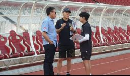 Sowan ke Klub Sandy dan Elkan Baggott, Shin Tae Yong: Mereka Anggap Indonesia Enteng - JPNN.com