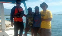Hilang 2 Hari di Tengah Laut, Wafit dan Nursing Ditemukan Selamat, Mukjizat - JPNN.com