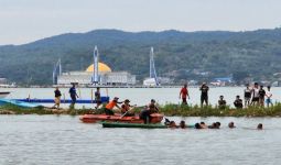 Bocah Tenggelam di Teluk Kendari Ditemukan dalam Keadaan Meninggal - JPNN.com