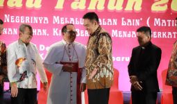 Pesan Gubernur Syamsuar & Kapolda Riau Irjen Iqbal saat Natal Agung - JPNN.com