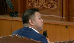 Keterangan Ahli Hukum Pidana Albert Aries Menghantam Ferdy Sambo - JPNN.com