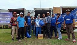 Vera Febyanthy Menyalurkan 1.200 Paket Sembako untuk Warga Terdampak Banjir di Muara Gembong - JPNN.com