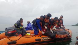 Hilang di Laut, Nelayan SBB Ditemukan Sudah Meninggal Dunia - JPNN.com