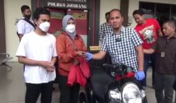 Polisi Tembak Begal Motor di Jombang, Satu Pelaku Masih Diburu - JPNN.com