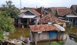Jumlah Pengungsi Akibat Banjir di Kudus Terus Bertambah - JPNN.com