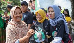 Kowarteg Ganjar Penuhi Kebutuhan Pangan Masyarakat Prasejahtera di Cirebon - JPNN.com