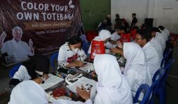 Seniman Lukis di Cirebon Dukung Ganjar Pranowo Maju di Pilpres 2024 - JPNN.com