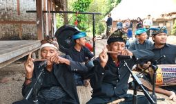 Mengenal Alat Musik Genggong, Idiofon Khas Suku Sasak di Lombok - JPNN.com