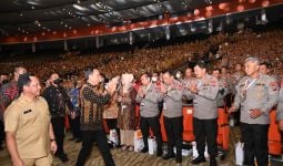 Di Hadapan Kada dan Ratusan Jenderal, Jokowi: Kristen, Hindu, Konghucu Punya Hak yang Sama - JPNN.com