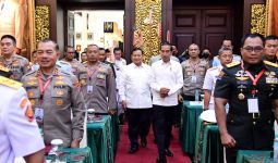Prabowo Kumpulkan Ratusan Jenderal TNI-Polri Berpengaruh, Jokowi Lalu Dipersilakan Bicara - JPNN.com