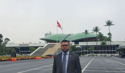 Merespons Proyek Strategis Nasional di Fakfak, Senator Filep Wamafma Ingatkan Hal Ini - JPNN.com