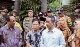 Mencegah Banjir, Heru Budi Bakal Bangun Sheet Pile 1.400 Meter di Kembangan Jakbar - JPNN.com