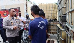 Polres Demak Gulung 3 Pelaku yang Menimbun 1.300 Liter Solar - JPNN.com