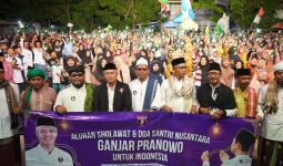 Selawat dan Doa Digelar, Warga Karawang Harap Ganjar Sukses di Pilpres 2024 - JPNN.com