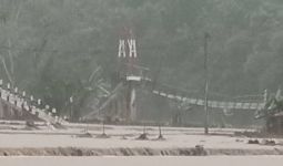 Banjir, Longsor, dan Jembatan Rusak Terjadi di Garut - JPNN.com