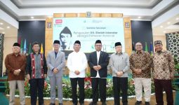 Kiai Haji Sholeh Iskandar Diusulkan jadi Pahlawan Nasional, Menko PMK Angkat Suara  - JPNN.com