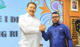 Senator Filep Apresiasi Sikap Jaksa Agung Soal Penegakan Hukum di Desa - JPNN.com