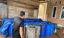 MK Penimbun BBM Subsidi Ditangkap Tim Polda Aceh, Barang Buktinya Banyak - JPNN.com
