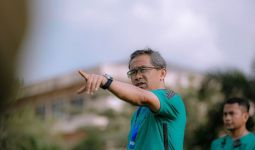 Persebaya vs Borneo FC: Aji Santoso Minta Skuadnya Waspadai 3 Pemain Ini - JPNN.com