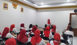 Tingkatkan Kapasitas Perempuan, Relawan EMUD Gelar Seminar Entrepreneurship - JPNN.com