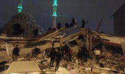 Data Terkini Jumlah Korban Jiwa Gempa Turki, Ada Banyak Kota Tenda - JPNN.com