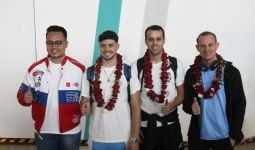 Pembalap Gresini Racing Tiba di Indonesia, Federal Oil Siapkan Sesuatu - JPNN.com