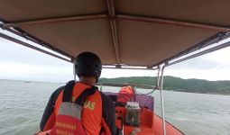 Jatuh dari Tebing dan Terseret Ombak, Pemancing Hilang Tenggelam di Laut Lombok Tengah - JPNN.com