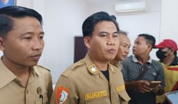Ketua Forum Kades Dituduh Cabul, Begini Reaksinya Saat Diminta Warga Bersumpah - JPNN.com