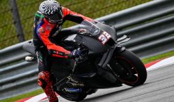 MotoGP 2023: Honda, KTM, dan Aprilia Rela Lakukan Ini Demi Mengejar Ducati - JPNN.com
