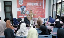 Srikandi Ganjar Jateng Ajak Santriwati Meminati Dunia Jurnalistik - JPNN.com