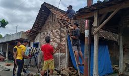 Puluhan Rumah di Kabupaten Madiun Rusak Diterjang Angin Puting Beliung - JPNN.com