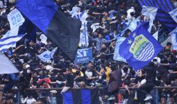 Persib Bandung Kena Denda Rp 50 Juta, 11 Orang Ditangkap - JPNN.com