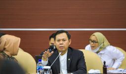 Dinobatkan Sebagai Senator Kritis dan Prodemokrasi, Sultan Merespons Begini - JPNN.com