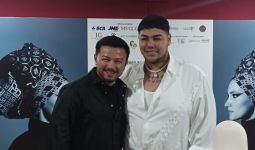 Ivan Gunawan Bawa Desainer Jovian Mandagie untuk Fashion Show di Indonesia - JPNN.com
