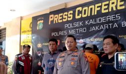 Bermodus Razia Narkoba, 4 Polisi Gadungan Rampas Barang Berharga Korban - JPNN.com